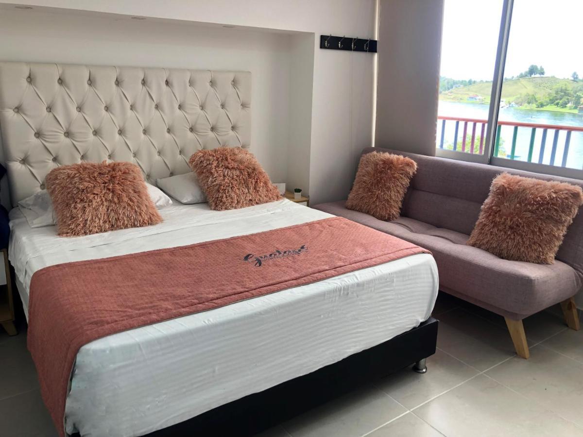 Apartamento Frente Al Malecon Guatapé Exterior foto